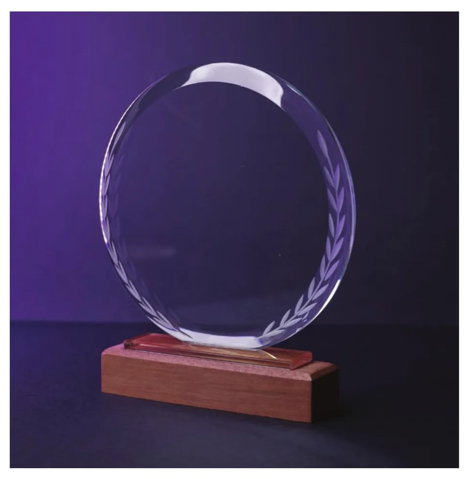 Trophée Flamme sur Socle Bois — Réf. 40156